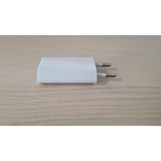 Adaptér na USB s CZ koncovkou, bílá