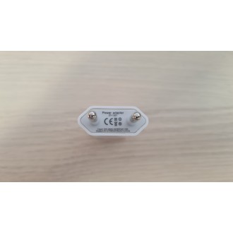 Adaptér na USB s CZ koncovkou, bílá