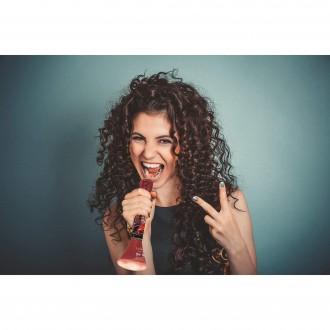 Bezdrátový karaoke mikrofon The Voice s vestavěným reproduktorem a světelnými efekty