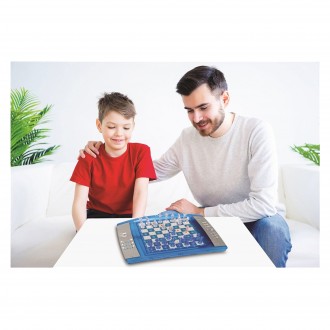 Elektronická šachová hra ChessLight svítící