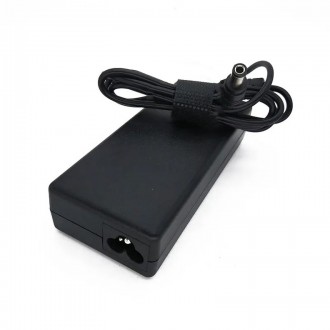 Toshiba Originální adaptér 90W - 6,3 x 3mm