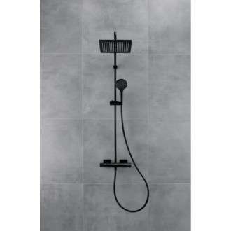 Sprchový systém Hansgrohe Vernis Shape na stěnu s termostatickou baterií matná černá 26427670