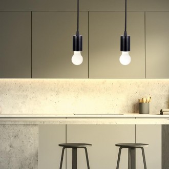 NEDES - Objímka E27 / 1m / černá - BH531