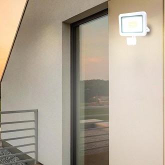 NEDES - LED bílý reflektor 20W / 4000K - LF0122S