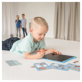 Kreslicí tablet s E-inkem Tlapková patrola