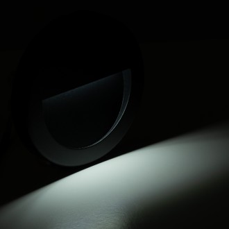 T-led LED svítidlo SOLE-B černé Varianta: Teplá bílá