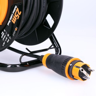 Solight prodlužovací přívod na bubnu, 4 zásuvky, venkovní, 25m gumový kabel, 3x 1,5mm2, IP44