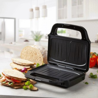 Sendvičovač na 2 XL sendviče - nerez - DOMO DO9195C