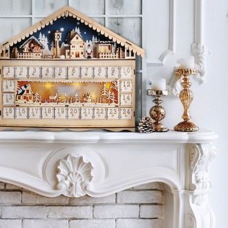 Solight LED adventní kalendář - horská chata, 10x LED, 50x40cm, 2x AA Stupeň krytí (IP): IP20