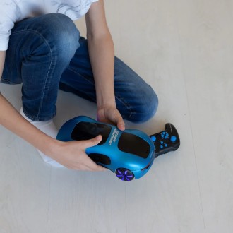 Závodní auto Crosslander Phantom