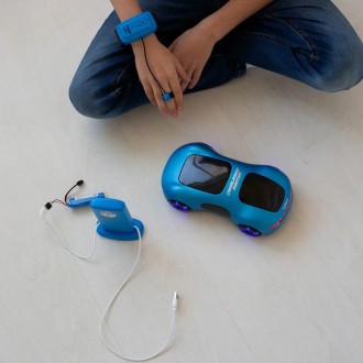 Závodní auto Crosslander Phantom