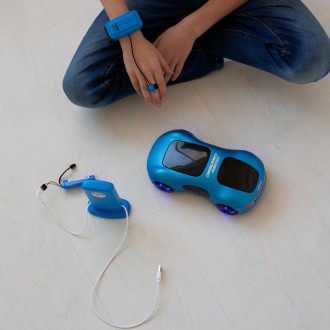 Závodní auto Crosslander Phantom