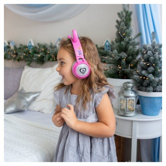 Bezdrátová sluchátka Barbie se svítícími kočičími oušky