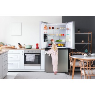 Čtyřdvéřová lednice s mrazákem dole - DOMO DO99504M