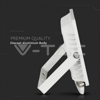 V-TAC LED reflektor 50W-4000LM-IP65-SAMSUNG CHIP-bílý-VT-50 barevná teplota (К): studená bílá / 6400K VT-50