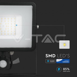 V-TAC LED reflektor se senzorem 50W -SMD-SAMSUNG CHIP-VT-50-S barevná teplota (К): teplá bílá / 3000K VT-50-S