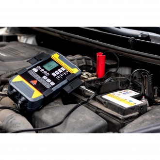 Autonabíječka řízená mikroprocesorem Pb/gel 12V 10A